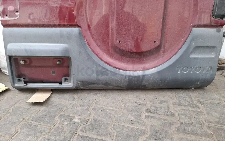 Накладка молдинг задней двери крышки багажника. за 10 000 тг. в Алматы