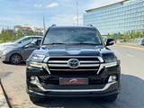 Toyota Land Cruiser 2019 года за 35 100 000 тг. в Астана