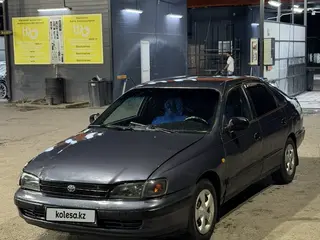 Toyota Carina E
