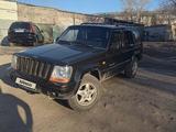 Jeep Cherokee 2004 года за 2 700 000 тг. в Караганда