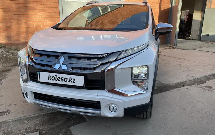 Mitsubishi Xpander Cross 2022 годаүшін10 600 000 тг. в Петропавловск