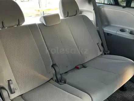 Toyota Sienna 2015 года за 14 000 000 тг. в Актау – фото 13