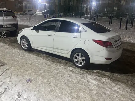 Hyundai Accent 2014 года за 4 400 000 тг. в Астана – фото 2