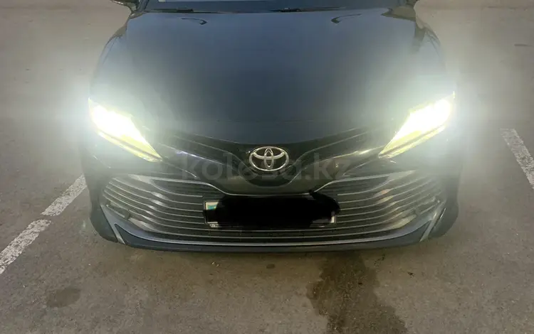 Toyota Camry 2019 года за 11 000 000 тг. в Астана