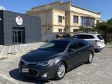 Toyota Avalon 2013 года за 7 450 000 тг. в Актау