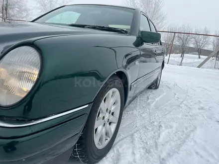 Mercedes-Benz E 230 1996 года за 3 200 000 тг. в Алматы