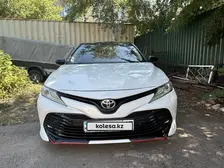 Toyota Camry, 2020