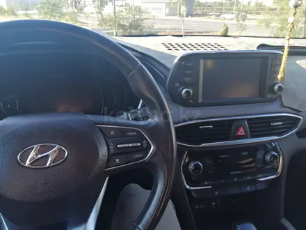 Hyundai Santa Fe 2019 года за 10 500 000 тг. в Алматы – фото 11