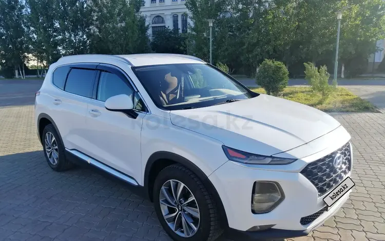 Hyundai Santa Fe 2019 годаүшін10 500 000 тг. в Алматы