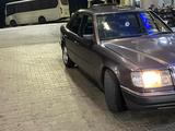 Mercedes-Benz E 230 1991 года за 2 100 000 тг. в Есик – фото 3