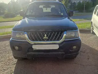 Mitsubishi Montero Sport, 2003