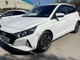 Hyundai i20 2023 года за 7 700 000 тг. в Алматы – фото 2