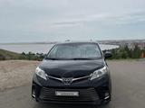 Toyota Sienna 2018 года за 16 300 000 тг. в Астана