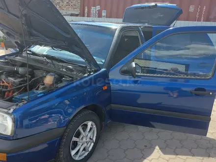 Volkswagen Golf 1996 года за 2 000 000 тг. в Караганда – фото 18