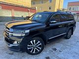 Toyota Land Cruiser 2018 года за 43 000 000 тг. в Астана