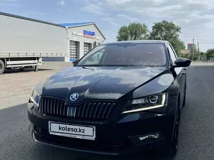 Skoda Superb 2017 годаүшін10 900 000 тг. в Уральск – фото 6