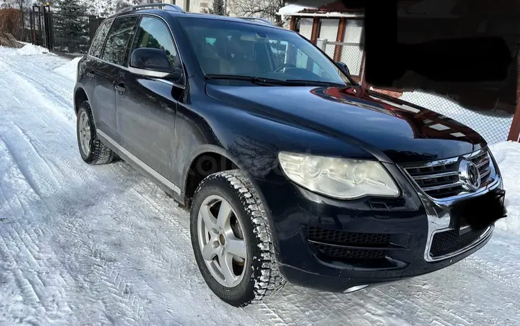 Volkswagen Touareg 2007 годаүшін7 200 000 тг. в Алматы