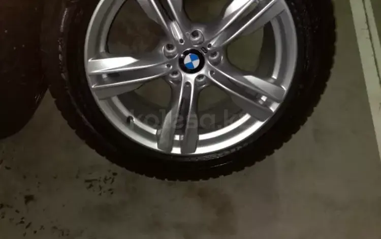 Зимние шины с дисками на BMW x5 (оригинал) размер 255/50/r19 за 700 000 тг. в Астана