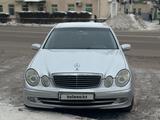 Mercedes-Benz E 320 2003 года за 5 000 000 тг. в Астана – фото 2