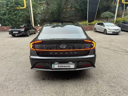 Hyundai Sonata 2022 года за 12 300 000 тг. в Алматы – фото 10