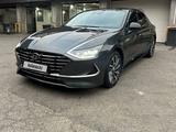 Hyundai Sonata 2022 годаүшін12 300 000 тг. в Алматы – фото 2