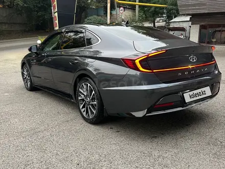 Hyundai Sonata 2022 года за 12 300 000 тг. в Алматы – фото 4