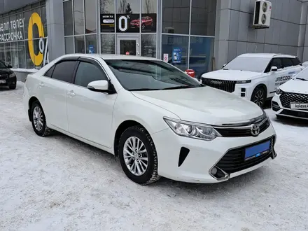 Toyota Camry 2016 года за 10 390 000 тг. в Костанай – фото 3