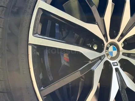 BMW X5 2018 года за 28 500 000 тг. в Алматы – фото 16