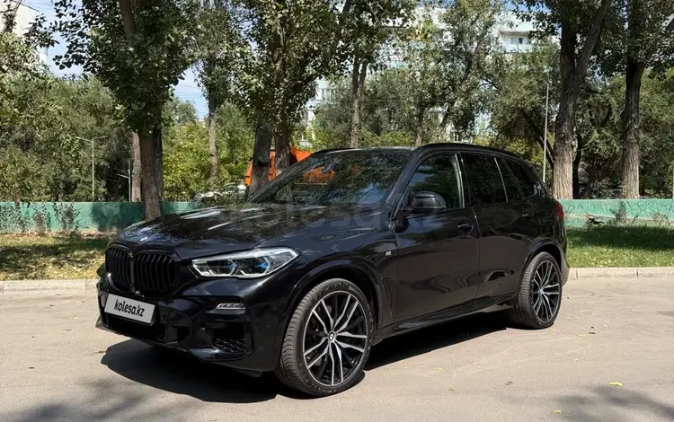 BMW X5 2018 года за 28 500 000 тг. в Алматы