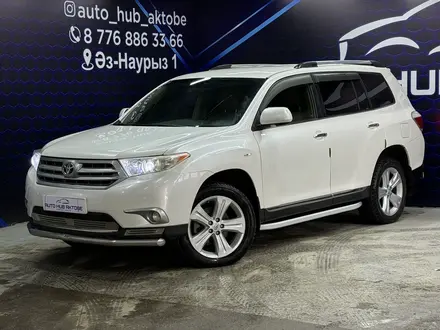 Toyota Highlander 2012 года за 12 300 000 тг. в Актобе