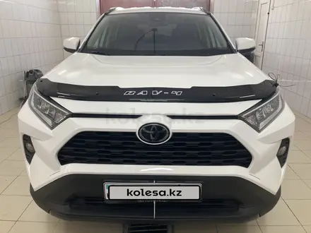 Toyota RAV4 2020 года за 11 000 000 тг. в Актау – фото 2