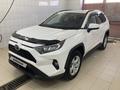 Toyota RAV4 2020 года за 11 000 000 тг. в Актау