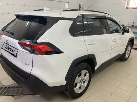 Toyota RAV4 2020 года за 11 000 000 тг. в Актау – фото 5