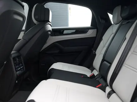 Porsche Cayenne Coupe V6 2025 года за 94 000 000 тг. в Астана – фото 18