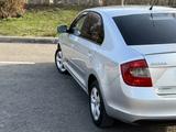 Skoda Rapid 2013 года за 3 300 000 тг. в Алматы – фото 2