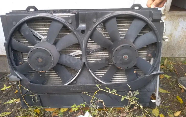 Радиатор, диффузор с вентилятором Мерседес С240 w202 за 30 000 тг. в Усть-Каменогорск