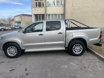 Toyota Hilux 2013 года за 11 000 000 тг. в Алматы – фото 4