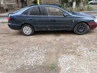 Toyota Carina E