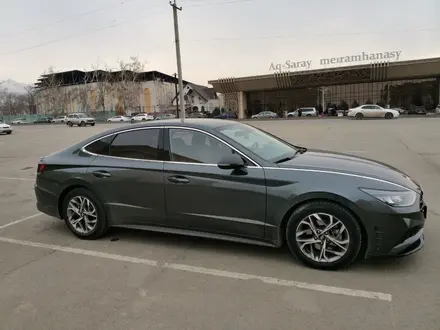 Hyundai Sonata 2021 года за 11 800 000 тг. в Алматы – фото 13