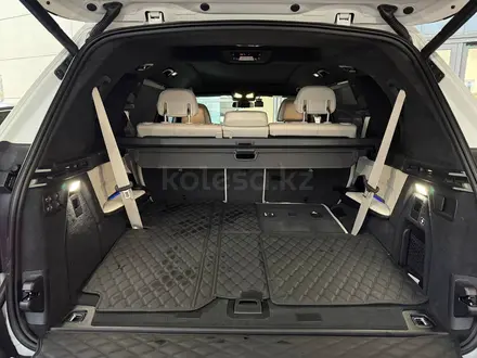 BMW X7 XDrive 40i 2022 года за 57 000 000 тг. в Алматы – фото 17