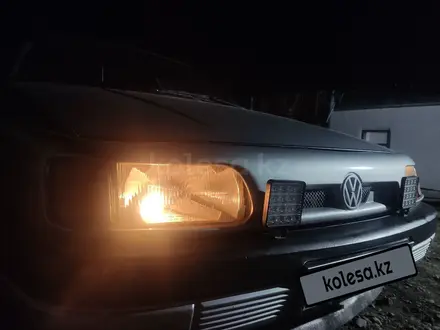 Volkswagen Passat 1991 года за 1 450 000 тг. в Семей – фото 4