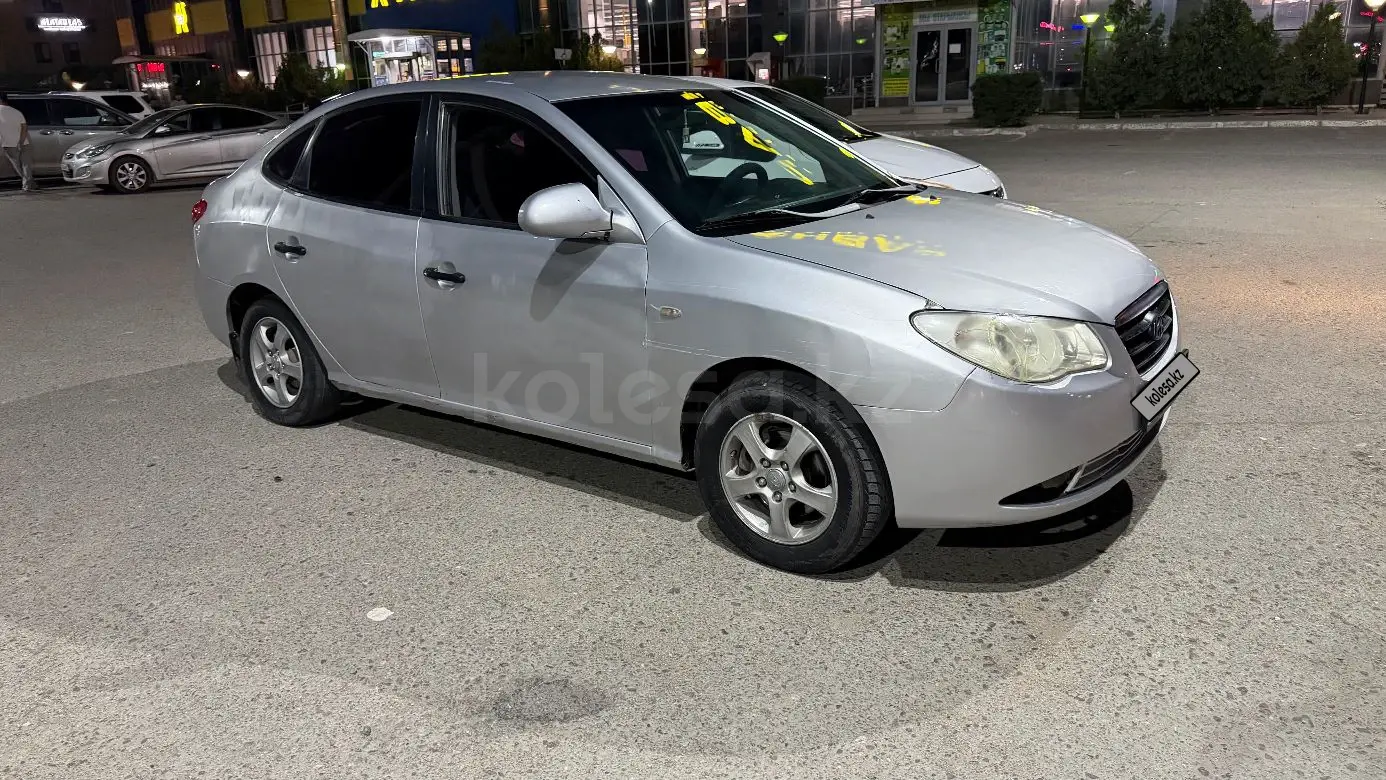 Hyundai Elantra, 2008