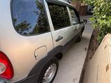 Chevrolet Niva 2013 года за 2 650 000 тг. в Шымкент – фото 4