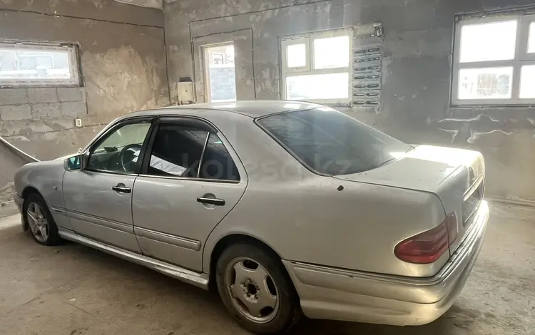 Mercedes-Benz E 420 1996 годаfor1 500 000 тг. в Алматы