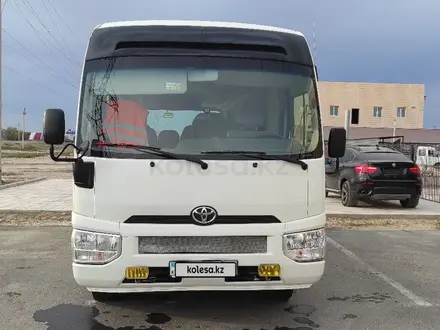 Toyota  Coaster 2019 года за 27 000 000 тг. в Атырау