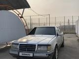 Mercedes-Benz E 230 1989 года за 880 000 тг. в Шымкент