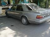 Mercedes-Benz E 280 1993 годаfor800 000 тг. в Кызылорда – фото 4