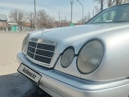 Mercedes-Benz E 280 1996 года за 2 900 000 тг. в Тараз – фото 2