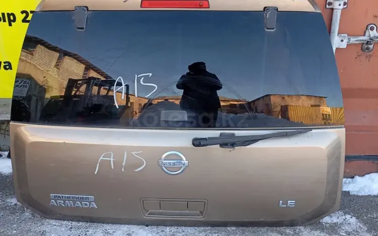 Крышка багажника Ниссан Армада за 1 000 тг. в Алматы