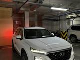 Hyundai Santa Fe 2020 года за 14 500 000 тг. в Астана